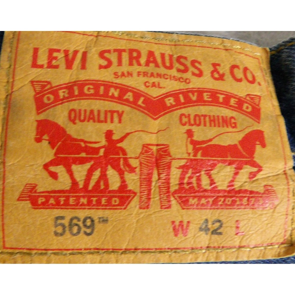 Levis 569 Denim Shorts Men 42 Blue Loose Straight Baggy Jorts Red Tab Summer - Picture 2 of 16